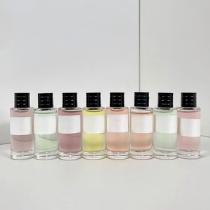 Bộ nước hoa 16 món của nhà thiết kế Pháp, kèm túi quà tặng. - Product Image 5