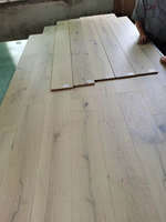 Plancher en placage de chêne multicouche Foshan, finition huilée brossée, surface rustique, qualité supérieure