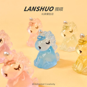 จี้รูปยูนิคอร์นการ์ตูน Lanshuo ทำจากอะคริลิกเรซิ่น เรืองแสงในที่มืด ใช้เป็นพวงกุญแจ ของตกแต่งรถยนต์ ของขวัญ สำหรับงาน DIY เครื่องประดับ - Product Image 4