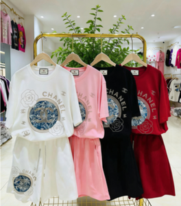 Conjunto de Dos Piezas de Lujo con Pedrería para <span class=keywords><strong>Mujer</strong></span>, Camiseta y Pantalones Cortos Casuales Brillantes por Encima de la Rodilla para Verano - Product Image 6