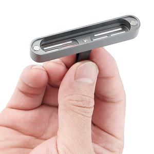 Diffuseur de <span class=keywords><strong>parfum</strong></span> de luxe en métal solide réutilisable pour grille d'aération de voiture, avec logo personnalisé, <span class=keywords><strong>parfum</strong></span> longue durée, senteur naturelle, aromathérapie - Product Image 5