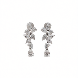 Orecchini di diamanti Sefani in oro bianco con taglio a pera, colore D naturale, gioielli da donna di lusso per matrimonio - Product Image 1