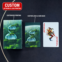 Kartu Remi Guandan Kustom 59.5x96mm Inti Hitam Tahan Air Cetak Warna Penuh Dek Panjang untuk Permainan Klub Pasokan OEM Grosir