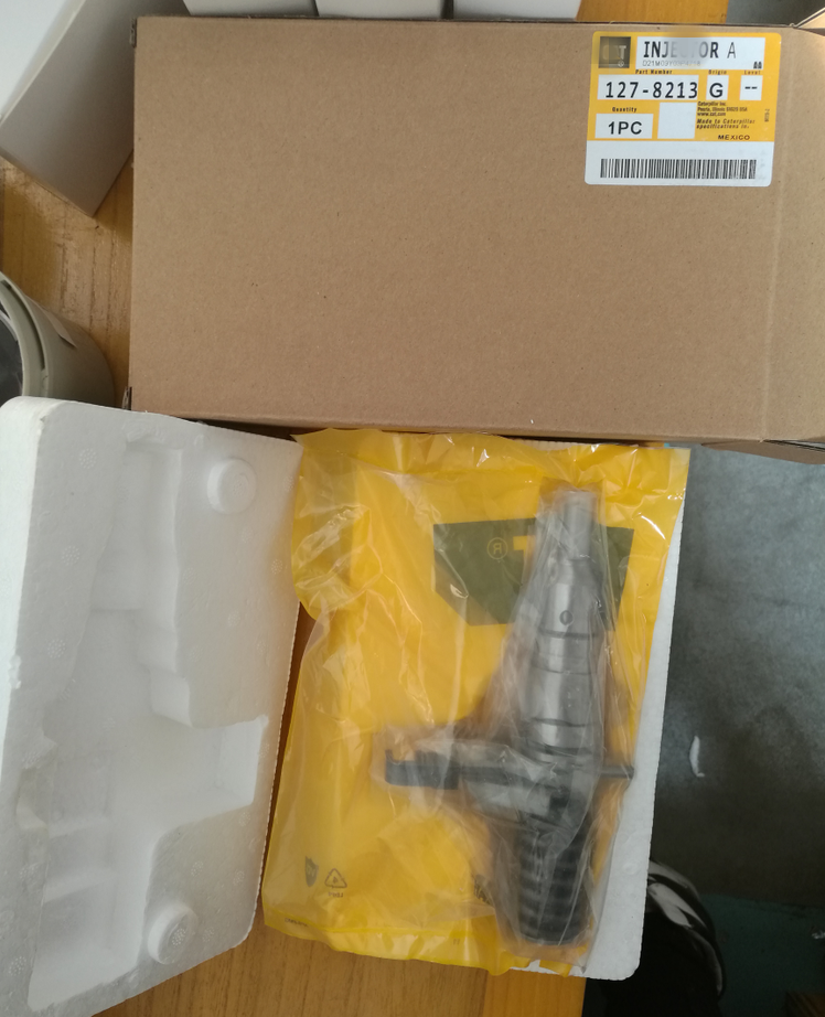 1278213 auto parts fuel injector 127-8213 1278213 injector for Caterpillar/CAT C15 3116 engine injector nozzle 127-8213 1278213