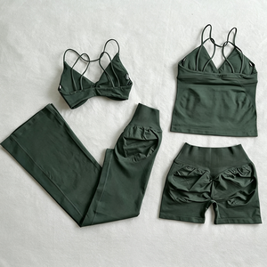 Completo Set Sportivo Donna: Reggiseno Sportivo Seamless con Spalline Incrociate e Leggings a Vita Alta con Effetto Scrunch Butt - Ideale per Allenamento e Yoga - Product Image 4