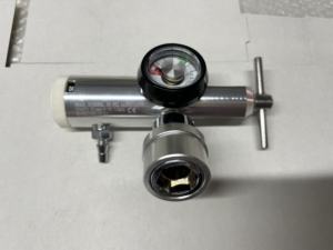 Régulateur d'oxygène médical d'urgence, style clic, CGA870, 25 LPM, avec prise allemande DIN <span class=keywords><strong>Heyer</strong></span> - Product Image 2