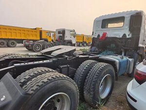 Precio barato usado japonés Hino 700 camión tractor con buenas condiciones para la venta - Product Image 3