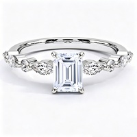 Bague de fiançailles unisexe élégante en or jaune massif 14K 18K avec diamant de laboratoire taille émeraude et sertissage griffe, certifiée IGI
