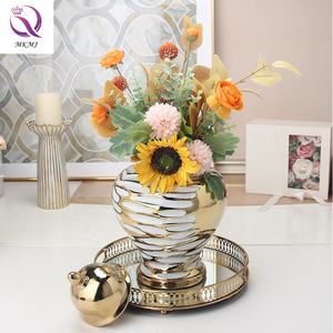 Nordic <strong>Light</strong> Luxury Gold Ceramic General Ginger Jar Crafts Table Decoration Accessories <strong>Vase</strong> With Lid <strong>for</strong> Living Room - Product Image 3
