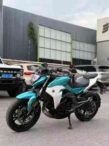 400NK 400cc <span class=keywords><strong>Streetfighter</strong></span> Naked Sport, Motor Bicilíndrico Paralelo, Refrigeración Líquida, ABS, EFI, DOHC, Modos ECO/Sport, Pantalla TFT, 31.5kW, 6 Velocidades - Product Image 2