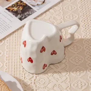 Pattern Design Custom Hand-painted Love Mug Creative Heart Handle Cup Cute Ceramic Milk Coffee Mug