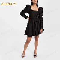 Vente en gros, design personnalisé pour femmes, fleur avec corset rembourré, mini fermeture éclair cachée dans le dos, manches longues, robes courtes décontractées