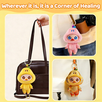 Vente en gros de poupées Alien en vinyle et peluche personnalisées et autorisées, jouets mignons et tendance de style dessin animé, poupées humanoïdes rembourrées de coton PP, jouets en boîte mystère