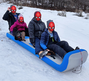 Traîneau à neige gonflable portable en PVC pour <span class=keywords><strong>3</strong></span> 4 ou 5 personnes Traîneau à <span class=keywords><strong>ski</strong></span> en hiver avec fond en plastique - Product Image 4