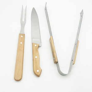 Juego de 3 Utensilios para <span class=keywords><strong>Barbacoa</strong></span> de Acero Inoxidable con Mango de Madera y Bolsa de Transporte para Acampar al Aire Libre - Product Image 2