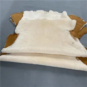 Fodera 100% in pelliccia lunga di lana beige naturale in pelli di pecora