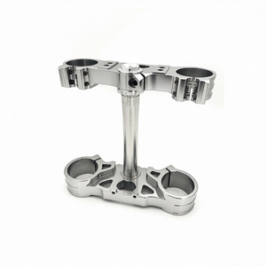 Abrazadera Triple Superior e Inferior de Aluminio Mecanizado CNC Personalizada con Eje de Dirección para Motocicleta Todoterreno - Product Image 4