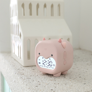 Sveglia per Bambini a Forma di Mucca Cartoonesca con Luce Notturna, Controllo Vocale, Display LED e Orologio Digitale <span class=keywords><strong>da</strong></span> <span class=keywords><strong>Comodino</strong></span> - Product Image 5