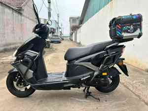 Motocicleta Usada QJ Hong 125cc a Gasolina, <span class=keywords><strong>Scooter</strong></span> <span class=keywords><strong>Sym</strong></span>, Motocicleta y Patinete con Motor de Gasolina de Alta Eficiencia - Product Image 3