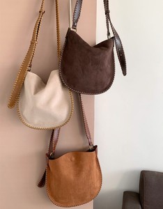 กระเป๋าหนังนิ่มสะพายไหล่สำหรับผู้หญิงกระเป๋าสไตล์โบฮีเมียนสำหรับวันหยุดฤดูหนาว - Product Image 3