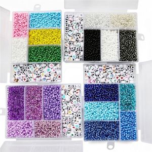 Kit de Fabricación de Joyas, Caja de 6 Compartimentos, Cuentas de Vidrio Coloridas con Letras Acrílicas, Set para Manualidades DIY - Product Image 3