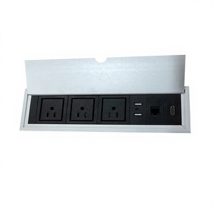 Enchufe Empotrado de Aleación de Aluminio de Alta Calidad con <span class=keywords><strong>Triple</strong></span> Puerto USB-A + USB-C, Carga Rápida, <span class=keywords><strong>Corriente</strong></span> Nominal de 16A, Estándar Estadounidense - Product Image 2