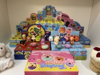 Boîte mystère de jouets squishy à thèmes variés, directement de l'usine, approvisionnement en gros, faible MOQ, personnalisation OEM pour les grossistes