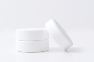 Pastiglie di Cloro Qualificate, Diametro 7,5 cm, Colore Bianco, Purezza 99%, Confezione in Pallet, Magazzini USA, MSDS e COA Inclusi - Product Image 5