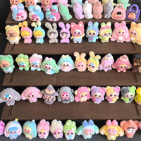Figurine miniature 3D mignonne en résine, bébé qui pleure, lapin à trois breloques, jouet en sachet surprise de Chine, poupée bébé miniature et accessoires