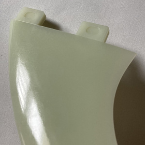 Ailerons de surf FCS, ensemble gauche, centre, droit, 3 pièces, matériau PP, utilisation en eaux océaniques - Product Image 1