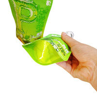 Pochettes à fermeture éclair compostables imprimées en gravure personnalisée, 100 ml, 250 ml, 350 ml, emballage de jus avec bec verseur, matériau PE personnalisé
