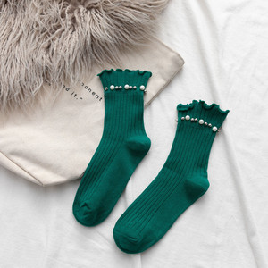 Vente en gros de <span class=keywords><strong>chaussettes</strong></span> pour femmes à la mode <span class=keywords><strong>jolies</strong></span> perles à volants en coton technique de tricot esthétique pour le printemps - Product Image 6