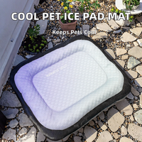 Tapis rafraîchissant 3D pour chat Summer Ice House, en polyester respirant, durable et portable pour animaux de compagnie