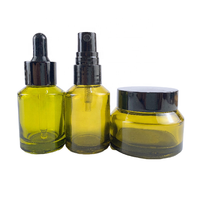 Olive Green 5ml 30ml 60ml 125ml 200ml botol Lotion kaca kosmetik mewah botol pompa belakang sekrup bambu kulit desain bahu miring