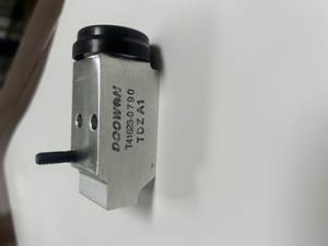 <span class=keywords><strong>DOOWON</strong></span>原装新款汽车空调97626-2Y000显代基-a 97626-2S000 97626 2S000 976262S000膨胀阀 - Product Image 2