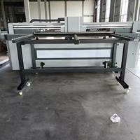 Impresora UV Híbrida Automática Industrial de 1.8m con Soporte Flexible para Impresión de Etiquetas, Adhesivos y Embalajes, de Cama Plana y Rollo a Rollo
