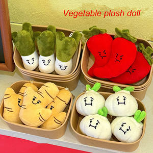 Porte-clés en peluche de légumes créatifs et mignons, simulation douce, pendentif amusant pour sac à dos, série de jeux alimentaires - Oignons, gingembre, ail, 8-12 cm, anime - Product Image 3