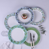 Assiettes à dîner en porcelaine dure émaillée Céramique Elysian Grace, 27 cm, lot de 4, avec décor sous l'émail, compatibles micro-ondes et lave-vaisselle
