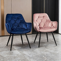 Chaise de salle à manger en velours capitonné personnalisable en usine avec accoudoirs, pieds en métal noir moderne, chaise d'appoint confortable