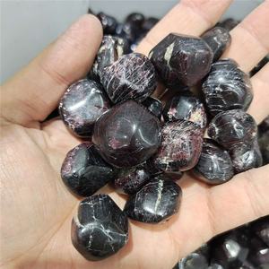 Pierre de grenat naturelle de haute qualité, pierre roulée, quartz carbuncle, gravier pour la guérison ou la décoration - Product Image 6