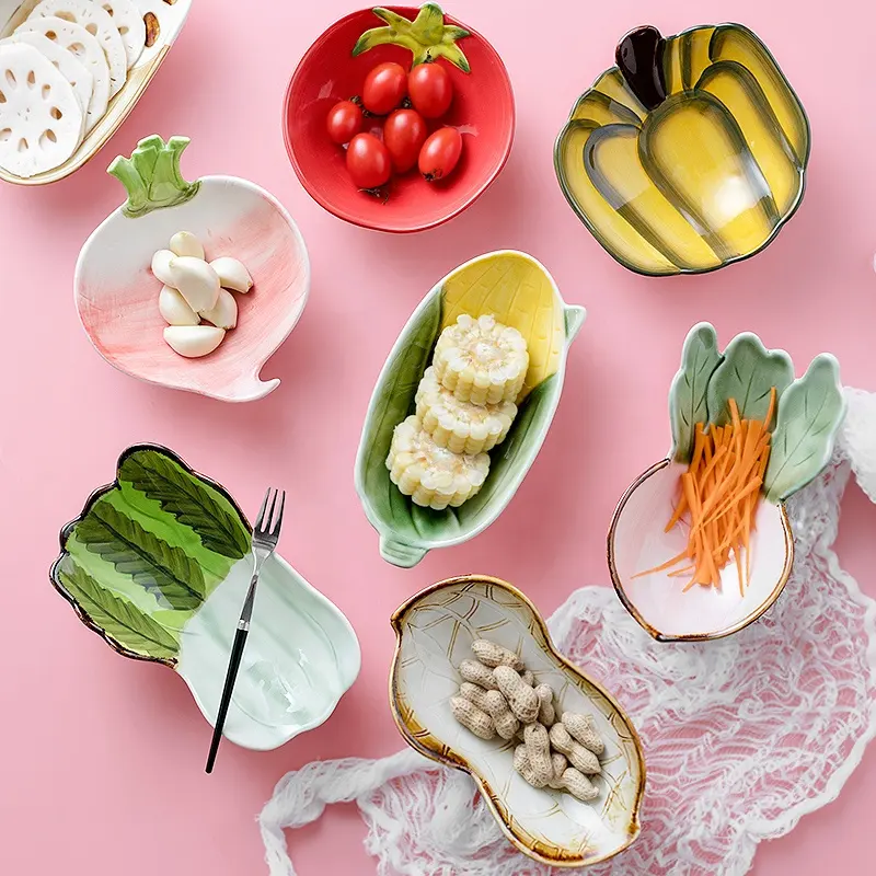 일본 귀여운 성격 그물 연예인 세라믹 식기 크리 에이 티브 불규칙한 가정용 접시 과일 접시