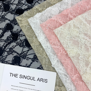 Tissu en dentelle organza transparente française brodée de cordon floral 3D à paillettes brillantes élégantes 2026 pour robe de soirée - Product Image 2