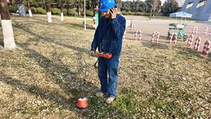 <span class=keywords><strong>Détecteur</strong></span> <span class=keywords><strong>de</strong></span> défauts <span class=keywords><strong>de</strong></span> câbles, capteur <span class=keywords><strong>de</strong></span> terre haute sensibilité, adaptation multi-surfaces, adapté aux sites routiers, gazonnés et <span class=keywords><strong>de</strong></span> sous-stations - Product Image 5