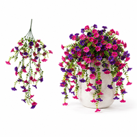 Vente en gros de fleurs artificielles suspendues en forme de glycine, fausse plante grimpante en soie pour la décoration de balcon, porche, jardin et mur.