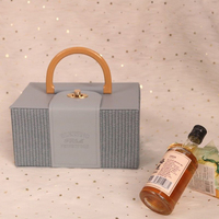 Boîtes cadeaux en carton rigide personnalisées avec revêtement UV, laminage mat, emballage recyclable pour logo personnalisé