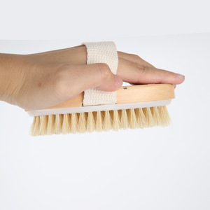 Cepillo de masaje de mango largo con cerdas rectangulares, exfoliante corporal de madera natural para baño - Product Image 4