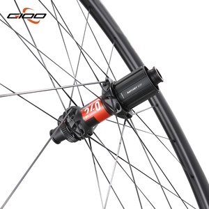 Juego de Ruedas GIOO <span class=keywords><strong>DT</strong></span> <span class=keywords><strong>240</strong></span> Ultraligero 700C RoadDisc T1000 de Fibra de Carbono, Ancho de Llanta de 28 mm, Radios PSR Wing, Buje Cerámico, Freno de Disco, Negro - Product Image 4