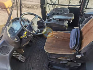 Cargadora de ruedas Komatsu usada de 12 toneladas, modelo 600, cargadora frontal de potencia de servicio pesado, de cabeza de carga, para uso en serie, - Product Image 2