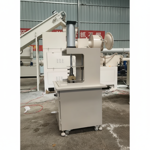 Pequeña máquina para hacer jabón en barra para el hogar - Product Image 1