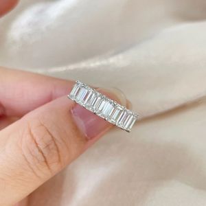 แหวนแต่งงาน Xinfly ทองคำขาว 18K คุณภาพสูง ประดับเพชรโมอิสซาไนต์ 1.5 กะรัต และ 2 กะรัต - Product Image 4